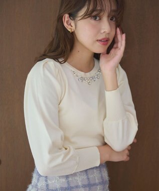 Feroux 【洗える】ビジュー襟 プルオーバーニット アイボリー系