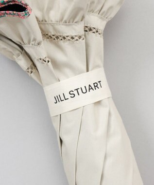 AURORA 【 JILL STUART（ジル スチュアート）】・WEB限定・　リバティパイピングフリル晴雨兼用パラソル(折りたたみ) ライトベージュ