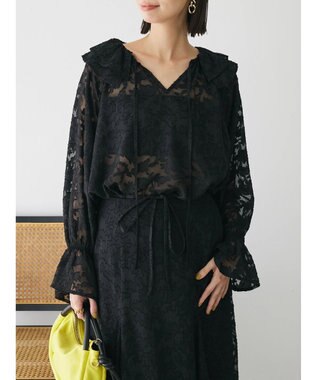 Green Parks シアージャガード花柄フリルブラウス