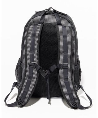 JOSEPH ABBOUD MOUNTAIN 【軽量/ECO撥水/サスティナブル素材/男女兼用】リサイクルリップストップ バックパック 21L ブラック系