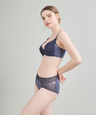 une nana cool 【脇高で背中スムージングブラジャー】さあわたし　レース ダークネイビー