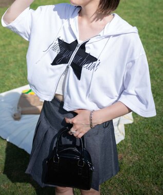 WEGO スターロゴ半袖ジップパーカー ホワイト