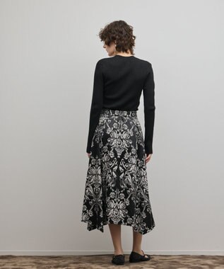 GRACE CONTINENTAL オーナメントジャガードハンカチヘムスカート ブラック