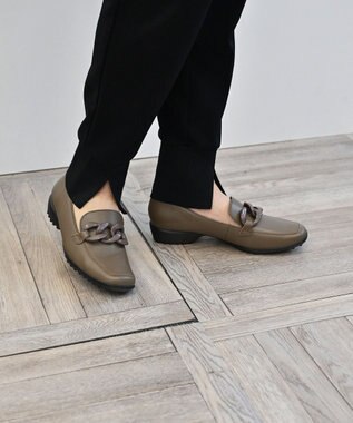 Pointer 【石岡真実さん着用】日本製 本革超軽量チェーンモチーフローファー オークグレー