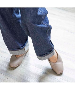 ing <ing>【サスティナブルシリーズ】Vカットフラットパンプス ライトオークカタオシ