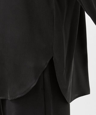 23区 L 【エステータ】シルクサテン シャツ ブラック系