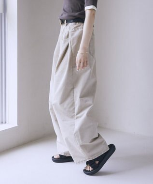 earth music&ecology タックバルーンデニム Black