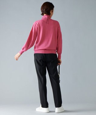 自由区 【洗える】ソフトウールハイゲージパフスリーブハイネック ニット ピンク系