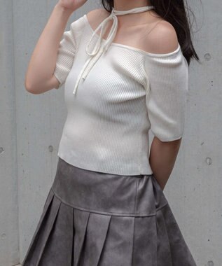 WEGO チョーカーリボン付きオフショルニット ホワイト