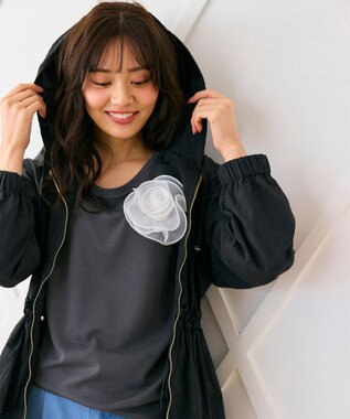 Feroux 【洗える】ローズコサージュ ダンボールプルオーバー グレー系