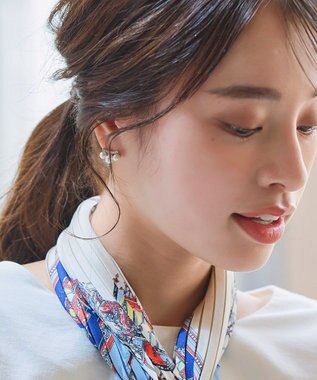 Tiaclasse 【金属アレルギー対応】3粒パールピアス シルバー