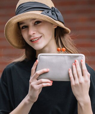 UNBILLION perche アクリル玉がま口長財布