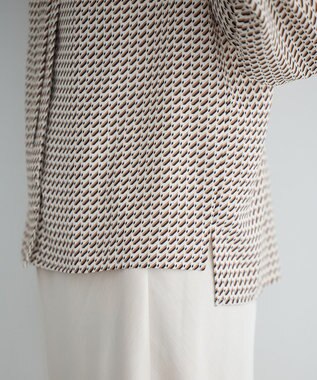 YECCA VECCA ジオメ柄ボウタイブラウス Ivory