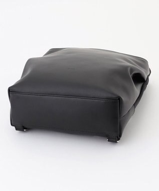 Y'SACCS シルキーリュクスバックパック ブラック