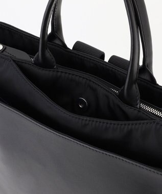 Y'SACCS シルキーリュクスバックパック ブラック