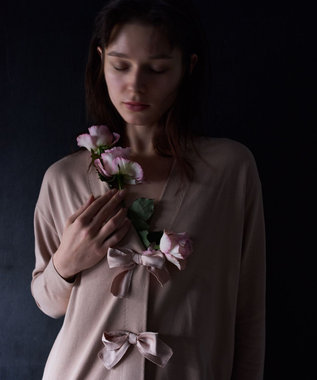 自由区 【カトリエムブーケ】Detail du ruban リボンディティールカーディガン ライトローズ