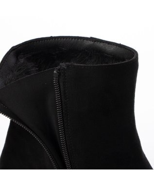 Riz raffinee <Riz raffinee>【全天候対応ボアショートブーツ 】 ブラックスエード