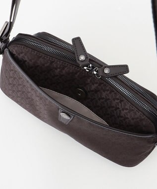 Y'SACCS モノグラムジャカード　ハーフムーンショルダー チョコ