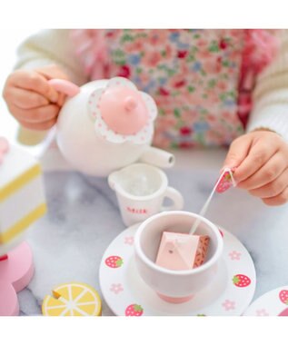 Mother garden マザーガーデン 木のおままごと  《野いちご ティーパーティーセット》プレミアムケーキセット 白～オフホワイト