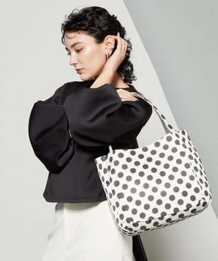 Y'SACCS 【Polka Dots】ボンディングトート　Mサイズ アイボリー