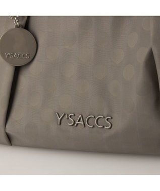 Y'SACCS Polka Dots ポシェット グレージュ