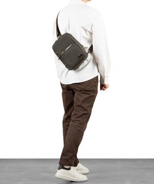 ACE BAGS & LUGGAGE Arcapel バネオ ボディバッグ 68832 アルカペル グレー