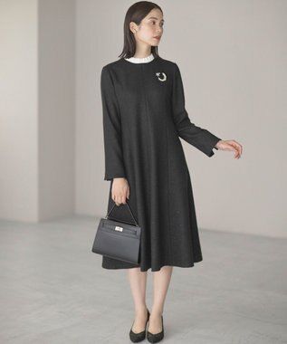 組曲 ベルトデザインスクエアショルダーバッグ ブラック系