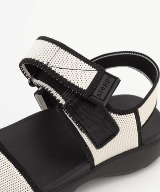 steppi 【洗える/新色登場】スポーツサンダル オフ×ブラック