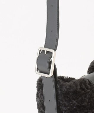 ICB ソフトワンショルダーバッグ ファーコンビ系