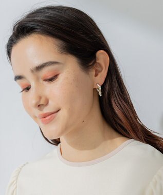 組曲 パールミックスピアス ゴールド系