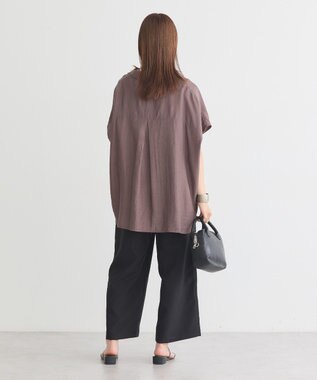 earth music&ecology 【接触冷感】裾ドロストフレンチスリーブシャツ Brown