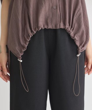 earth music&ecology 【接触冷感】裾ドロストフレンチスリーブシャツ Brown