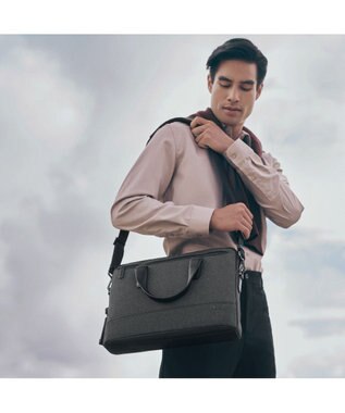 TUMI HARRISON 「シカモア」スリム・ブリーフ ダーク チャコール