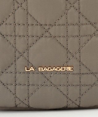LA BAGAGERIE グリッドキルティングミニショルダー グレージュ