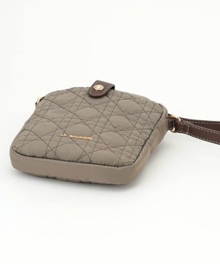 LA BAGAGERIE グリッドキルティングミニショルダー グレージュ