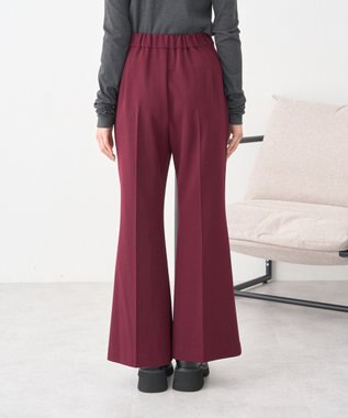 earth music&ecology センターシームフレアパンツ Ecru