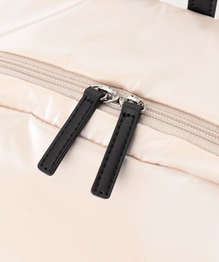 LA BAGAGERIE メタリックドロストポケット　リュックサック アイボリー