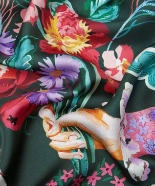 LIBERTY. ピース ラブ アンド リバティ 70x70 シルクスカーフ グリーン