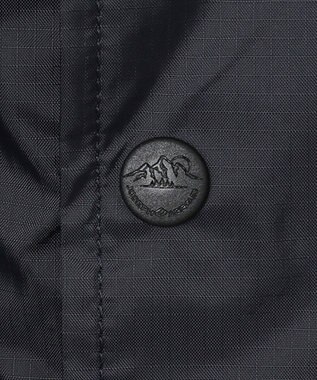 JOSEPH ABBOUD MOUNTAIN 【UNISEX】リサイクルナイロンリップ コート ブラック系