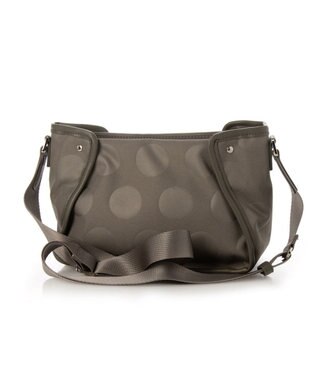 Y'SACCS ヒートエンボス ポルカドットポシェット グレージュ