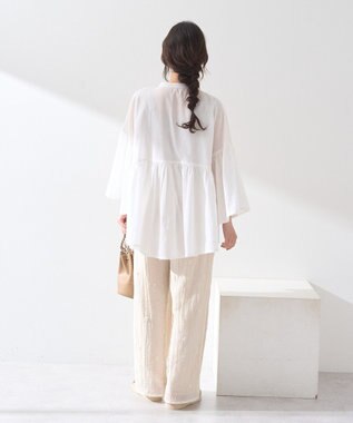 earth music&ecology コットンボイルギャザーシャツ Off White