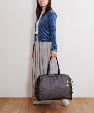 ACE BAGS & LUGGAGE HAyU × ace.  ユッカ トートバッグ B4サイズ 17838 チャコール（ネコヘッド柄）