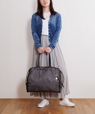 ACE BAGS & LUGGAGE HAyU × ace.  ユッカ トートバッグ B4サイズ 17838 チャコール（ネコヘッド柄）