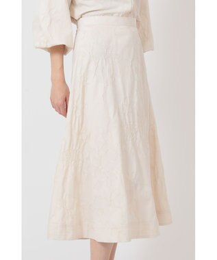 DAKS 【TV着用｜梅津弥英子アナ】フラワーモチーフジャガードスカート ベージュ