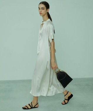 BEIGE， YEW / シャツワンピース Sand