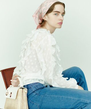 組曲 L フラワーポイントシフォン ブラウス アイボリー系