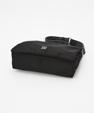 IACUCCI アーゴ ミディアムショルダー NYLON/CERVO ブラック