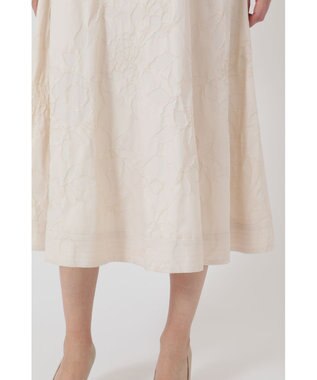 DAKS 【TV着用｜梅津弥英子アナ】フラワーモチーフジャガードスカート ベージュ