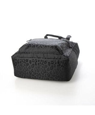 LA BAGAGERIE 10ポケット持ち手付きリュック Lサイズ レオパード