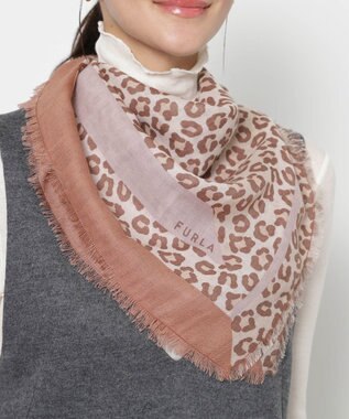 MOONBAT FURLA(フルラ）レオパードウールスカーフ 80×80㎝ ベージュ